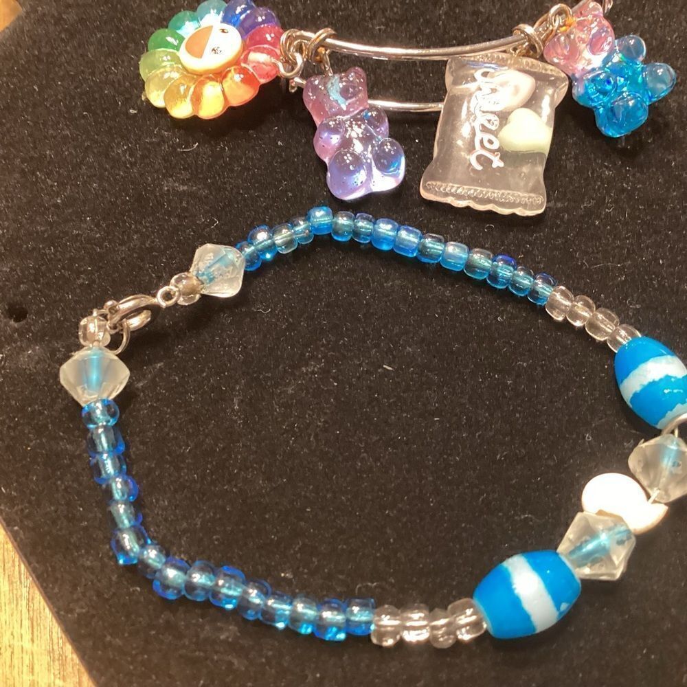 Set of Two Girls Bracelets - Picture 4 of 8